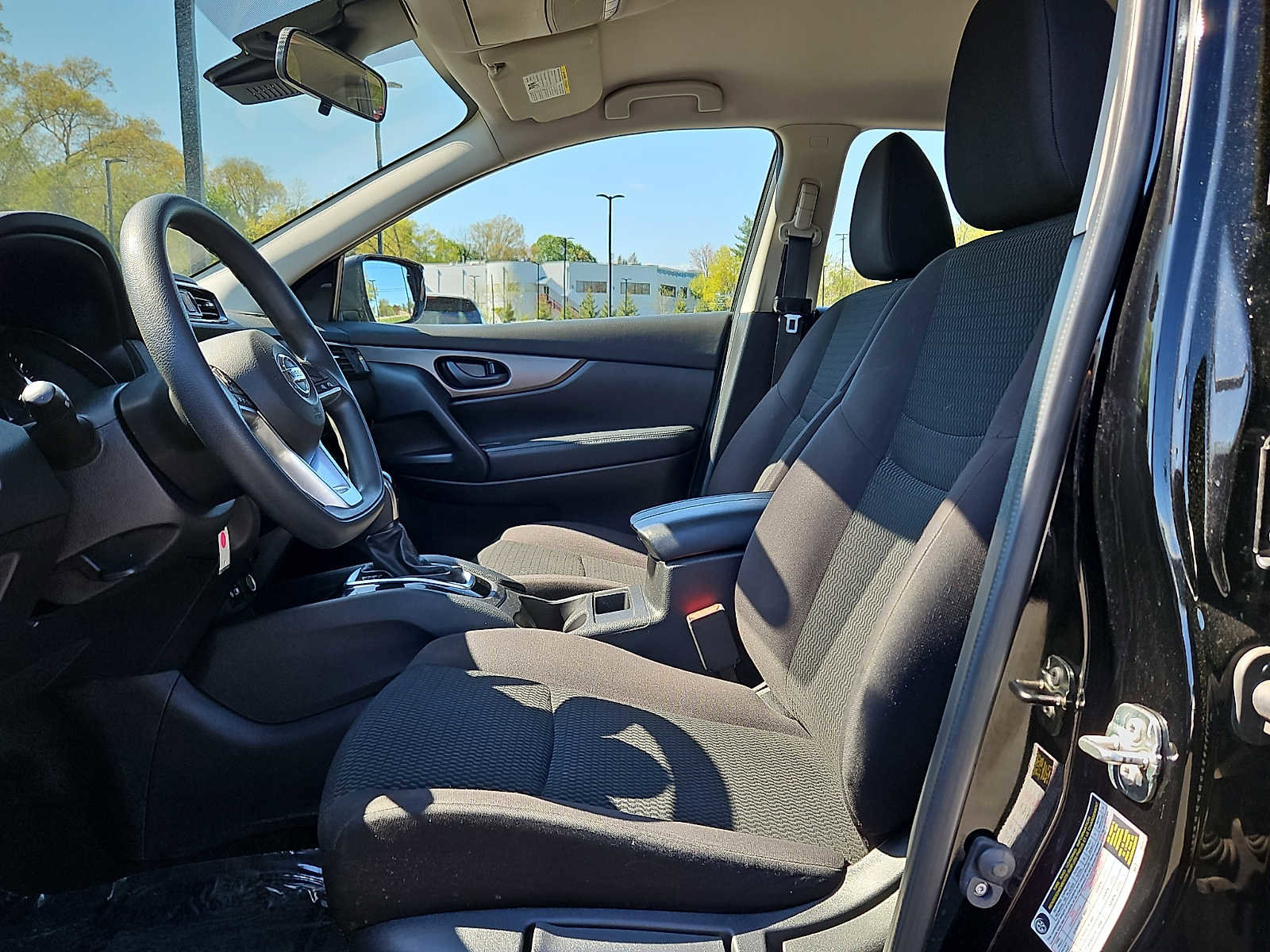 Used 2020 Nissan Rogue Sport S AWD/4WD image 14