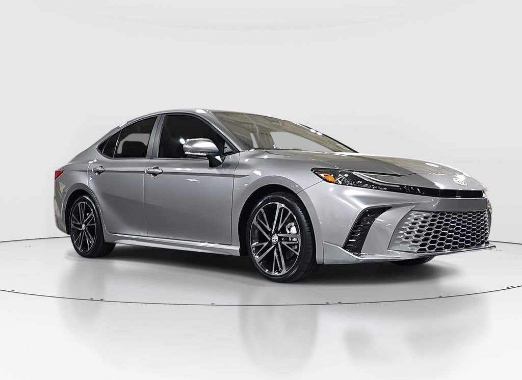 Certified 2025 Toyota Camry XSE image 3