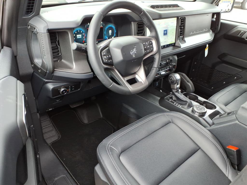 New 2025 Ford Bronco Badlands image 12