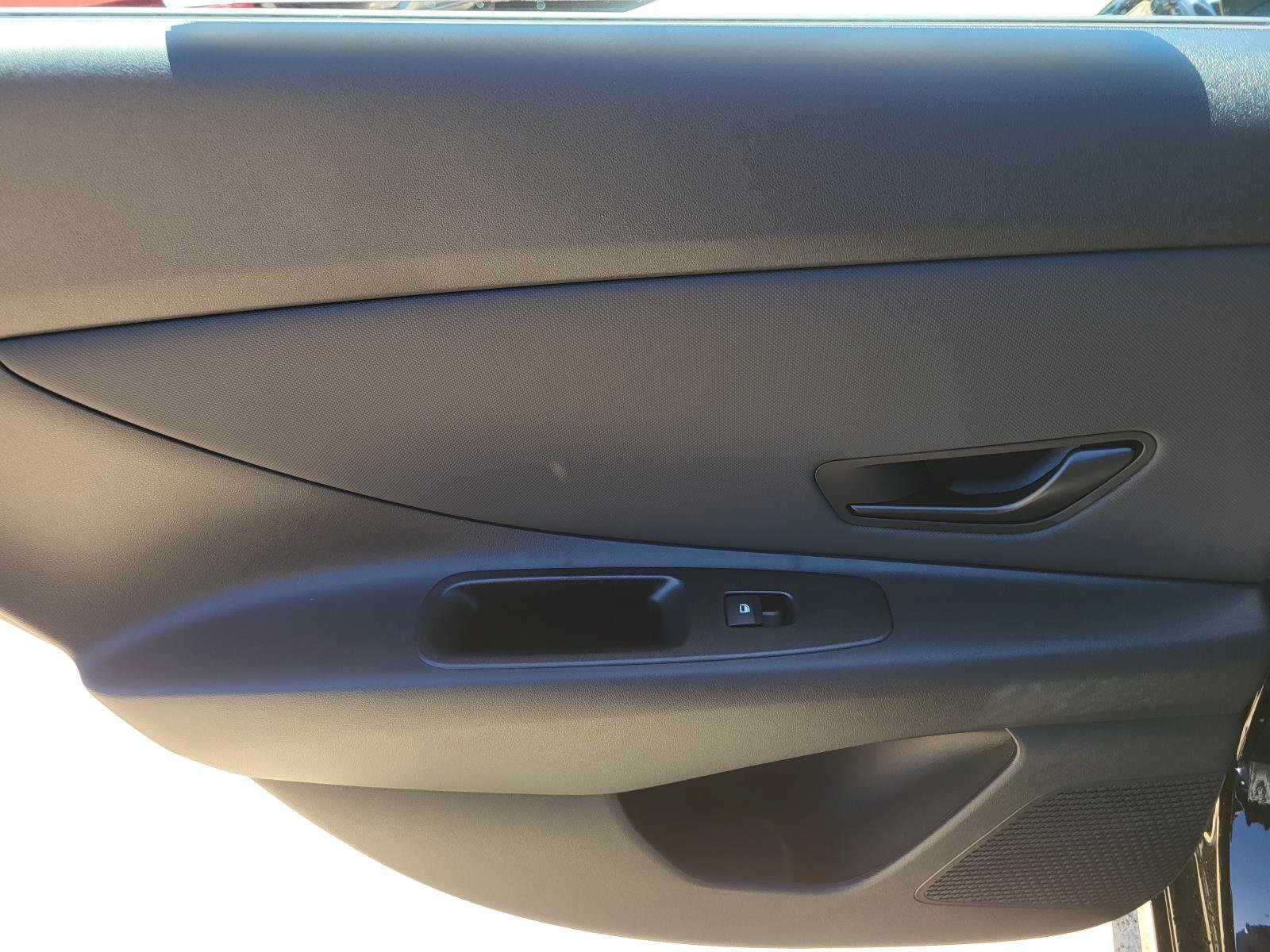 New 2026 Hyundai Elantra SEL Sport Premium FWD image 9