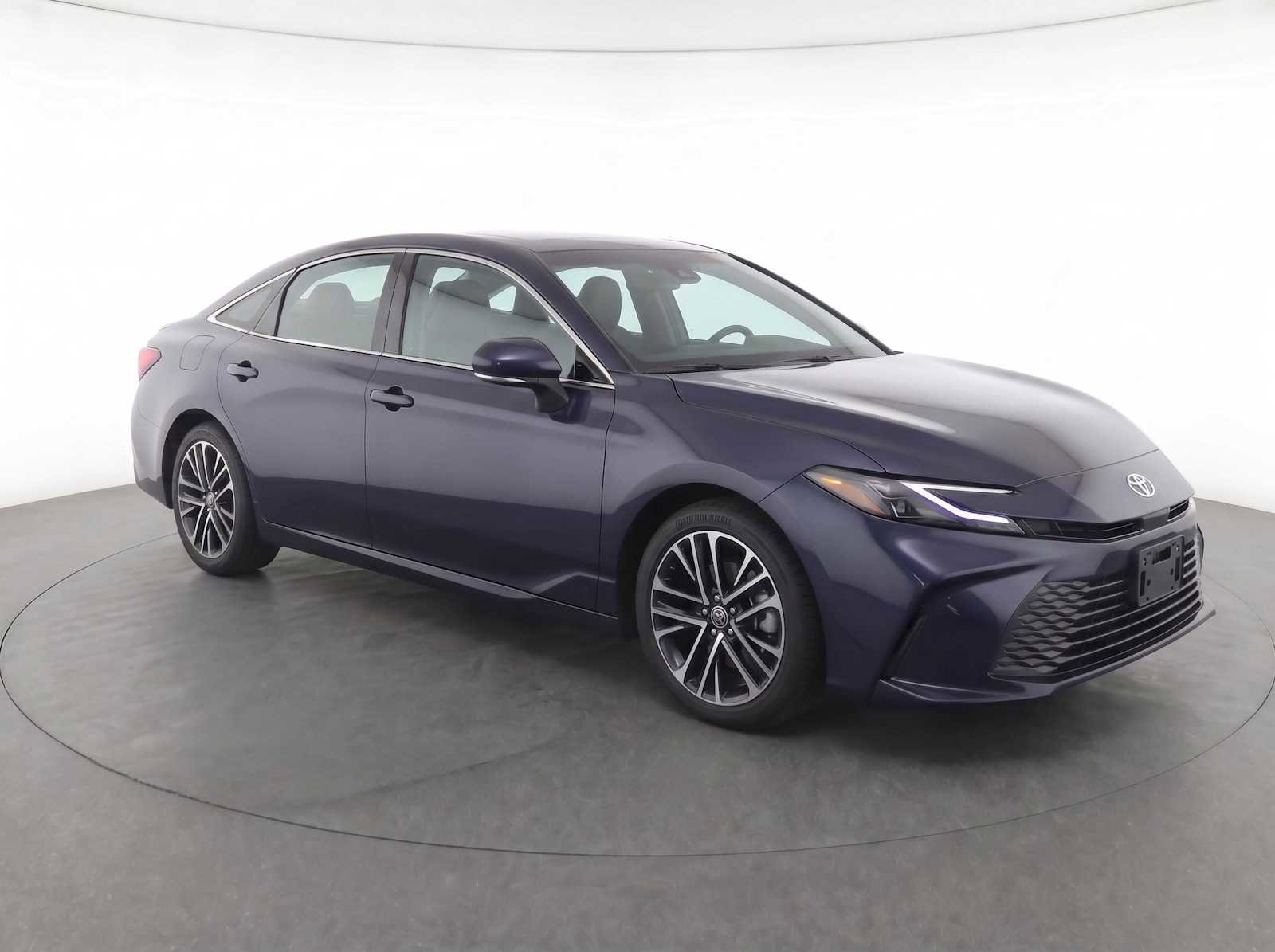 Used 2026 Toyota Camry XLE w/ Premium Package AWD/4WD image 3