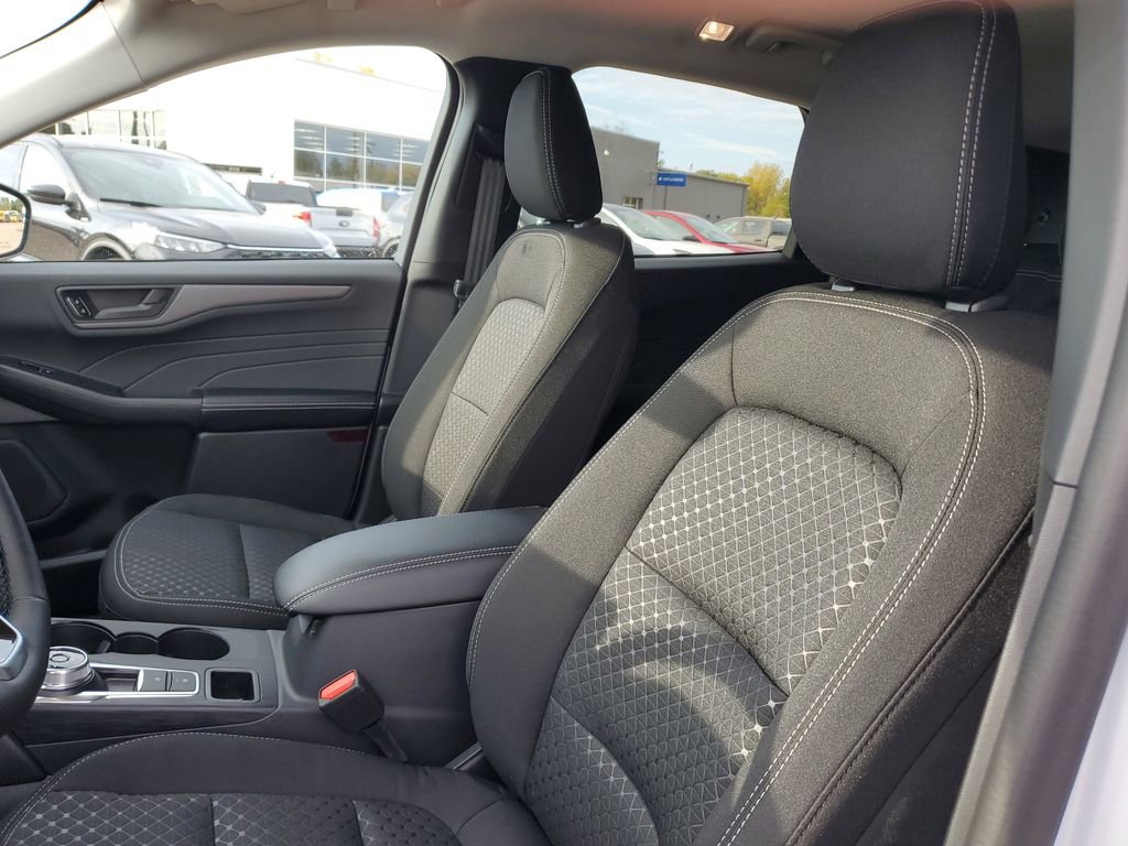 New 2026 Ford Escape Active image 14