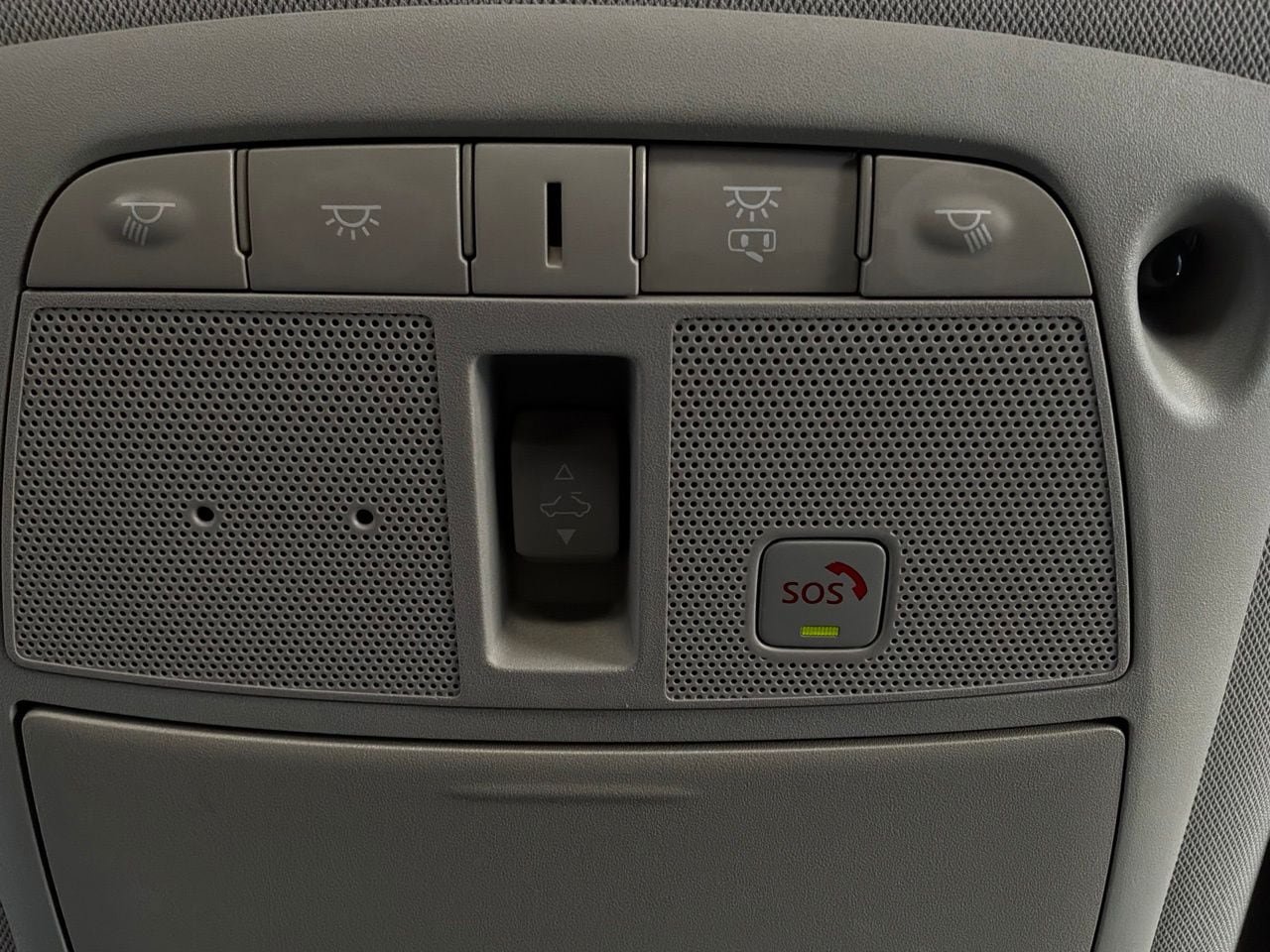 Used 2024 Nissan Armada SL RWD image 19