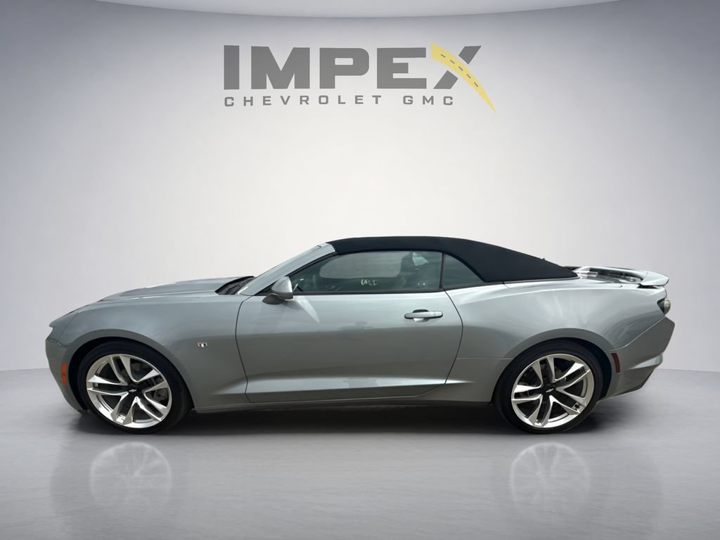 Used 2024 Chevrolet Camaro LT w/ RS Package RWD image 2