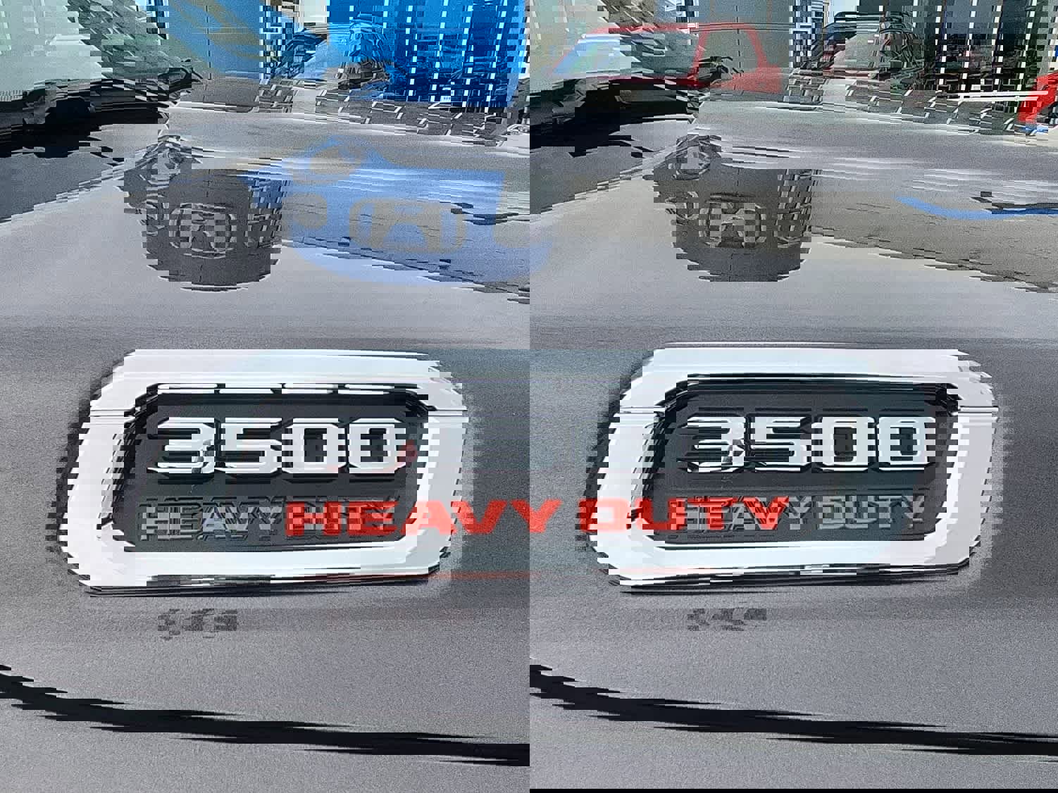 Used 2025 RAM 3500 Laramie w/ Towing Technology Group image 8