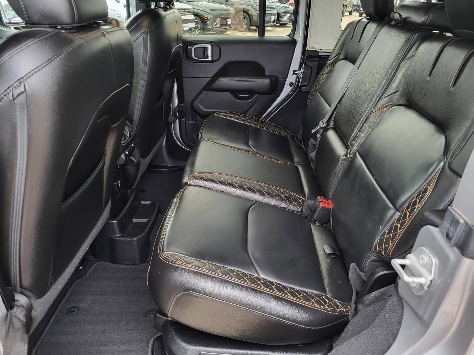 Used 2021 Jeep Wrangler Unlimited Sahara image 13