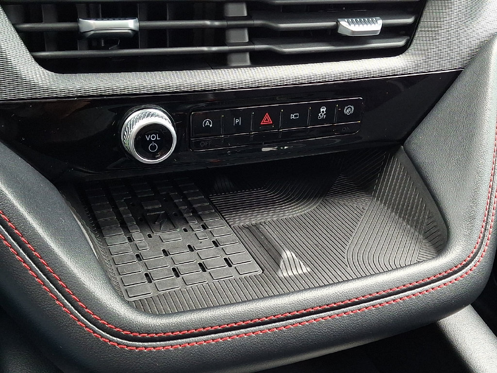 Certified 2025 Ford Explorer ST AWD/4WD image 25