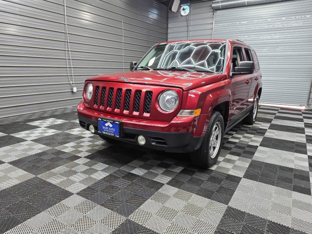 Used 2015 Jeep Patriot Sport w/ Power Value Group FWD image 38