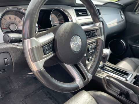 Used 2010 Ford Mustang Coupe image 66