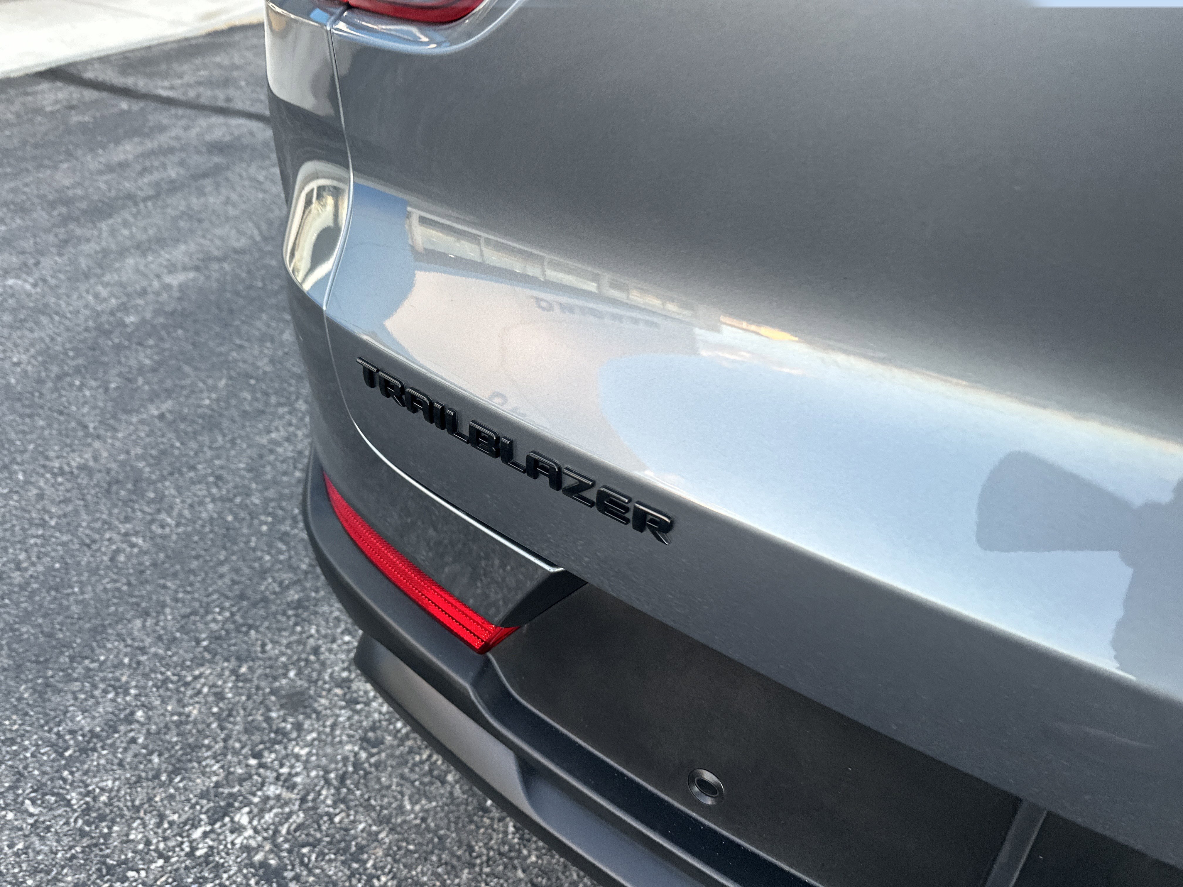 Certified 2021 Chevrolet TrailBlazer LS w/ LPO, Blackout Package image 6