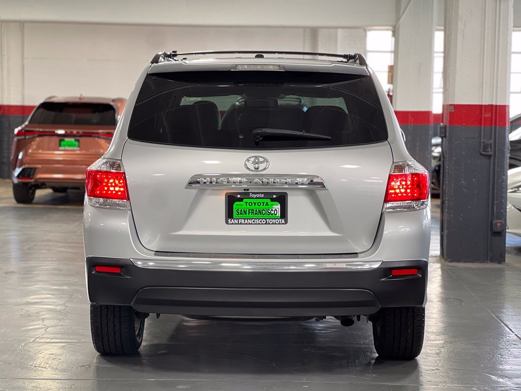 Used 2013 Toyota Highlander Limited FWD image 4