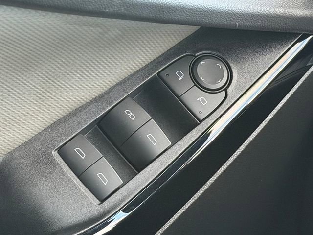 Used 2025 Chevrolet Equinox LT w/ Convenience Package II AWD/4WD image 31