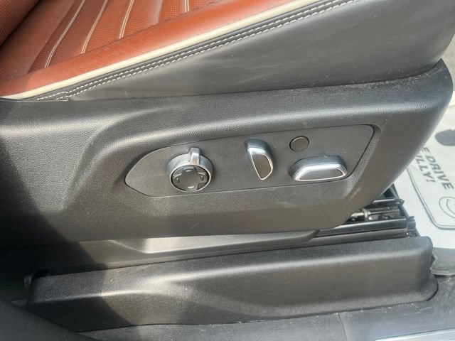 Used 2024 GMC Yukon Denali Ultimate AWD/4WD image 20