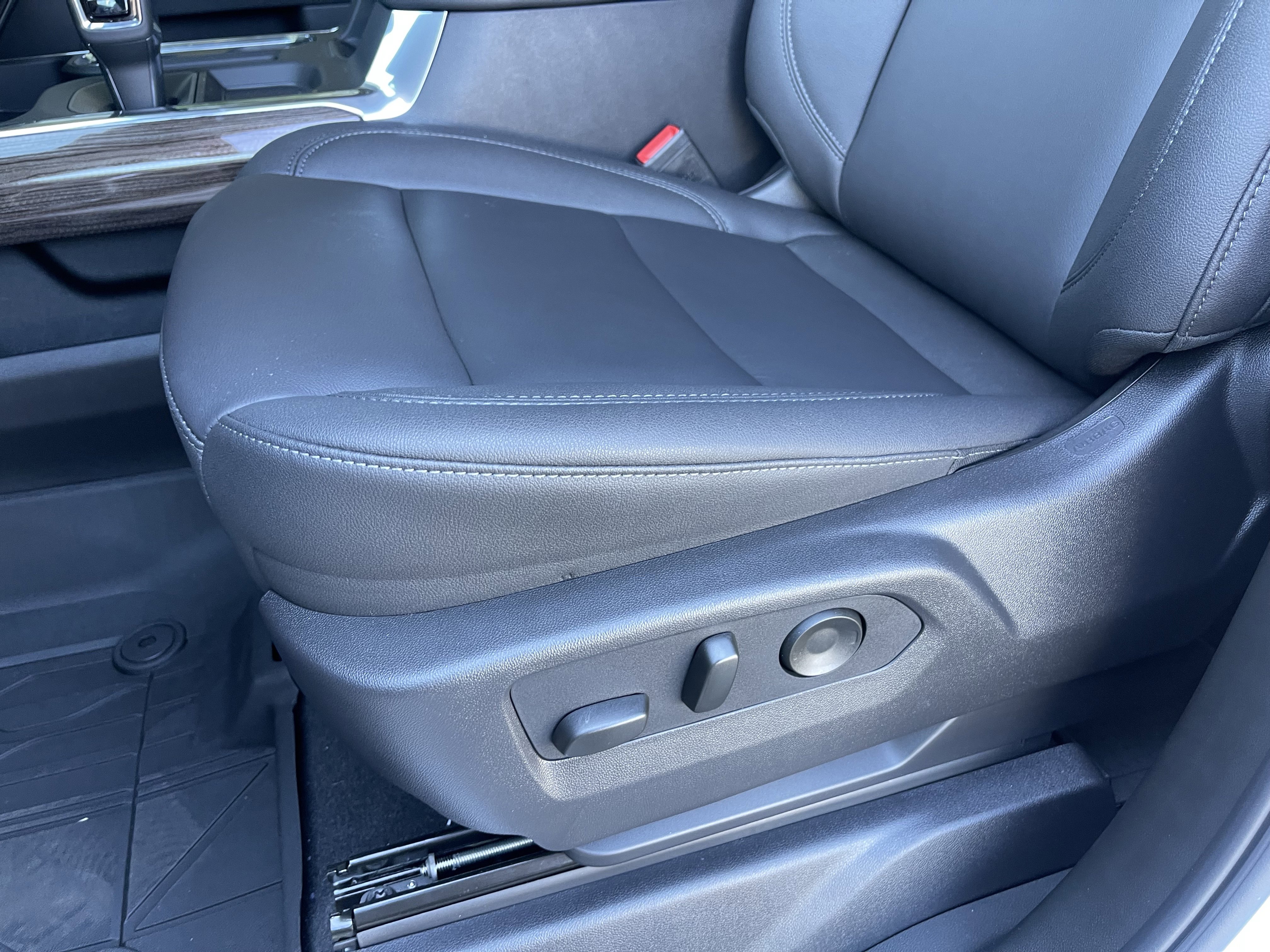 New 2026 Chevrolet Silverado 1500 RST w/ Redline Edition image 15