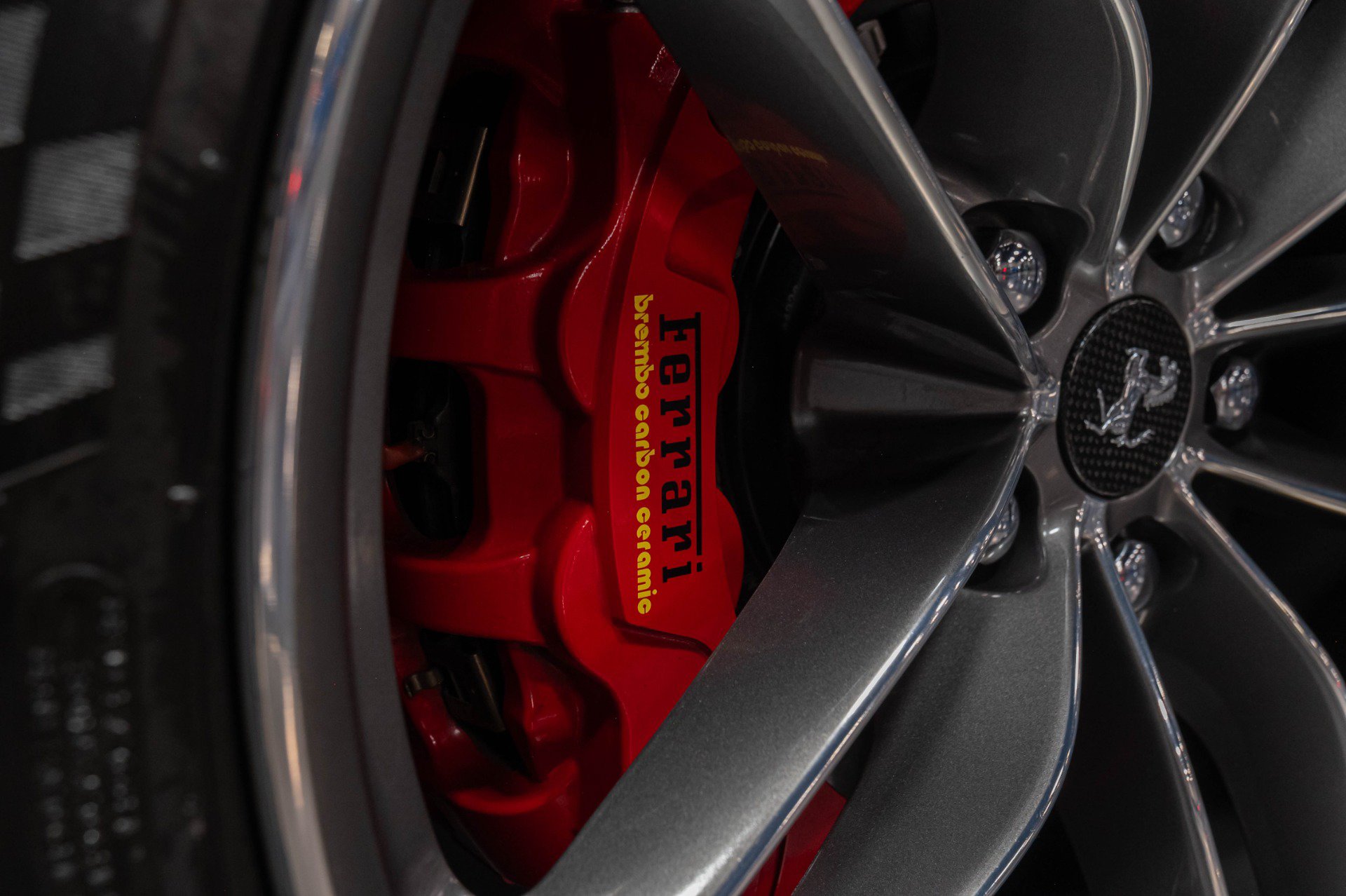 Used 2016 Ferrari 488 Spider RWD image 39