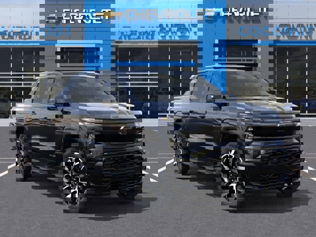 New 2024 Chevrolet Silverado EV RST image 7