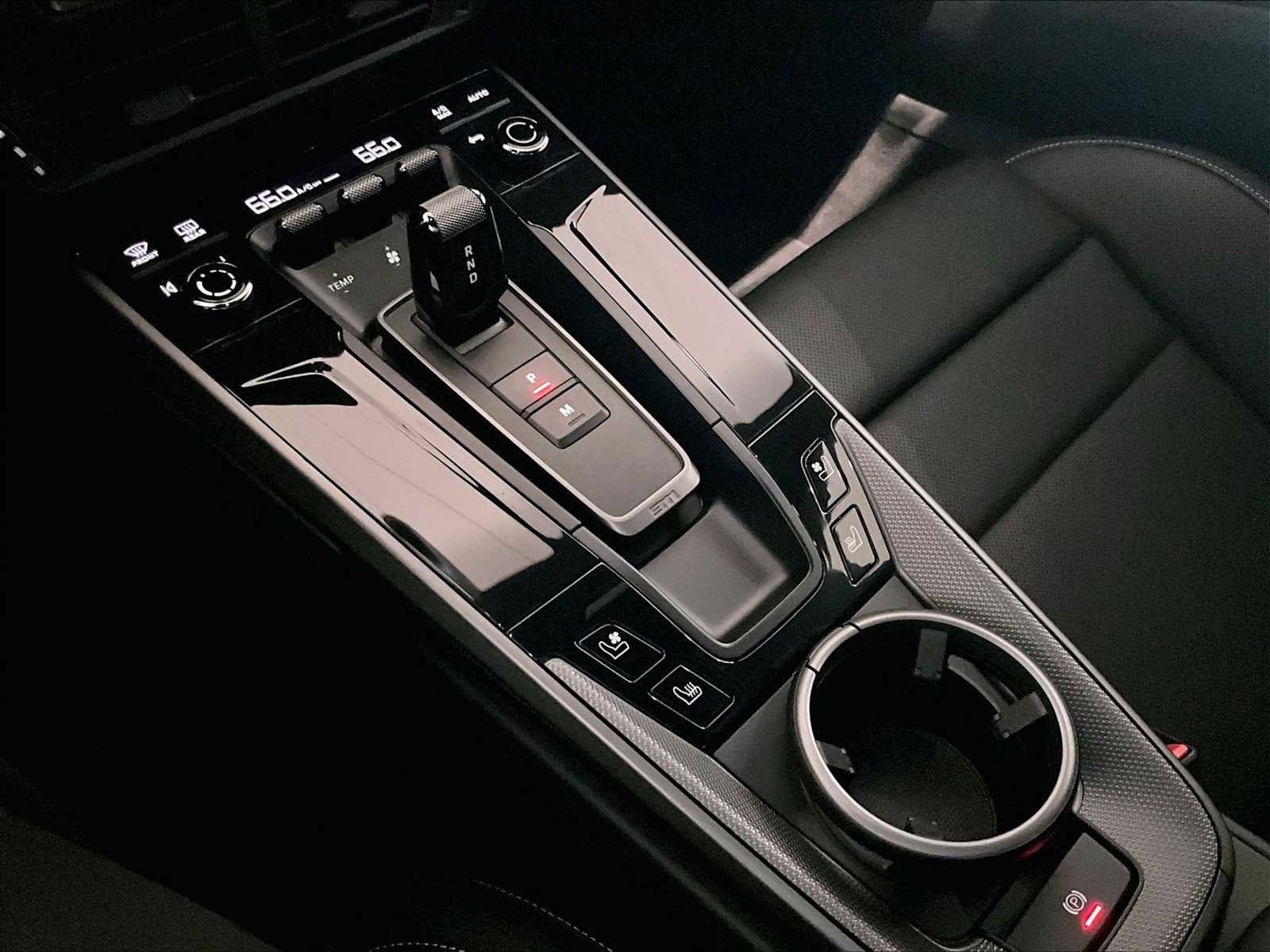 Used 2025 Porsche 911 Carrera image 20