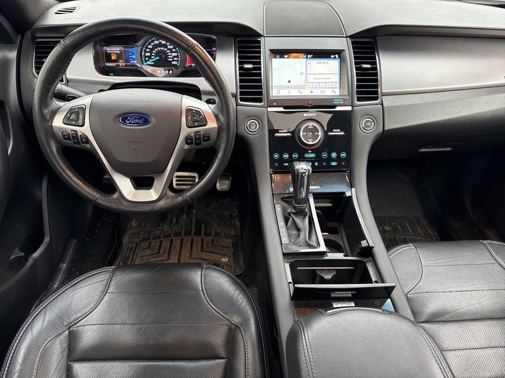 Used 2017 Ford Taurus SHO image 8