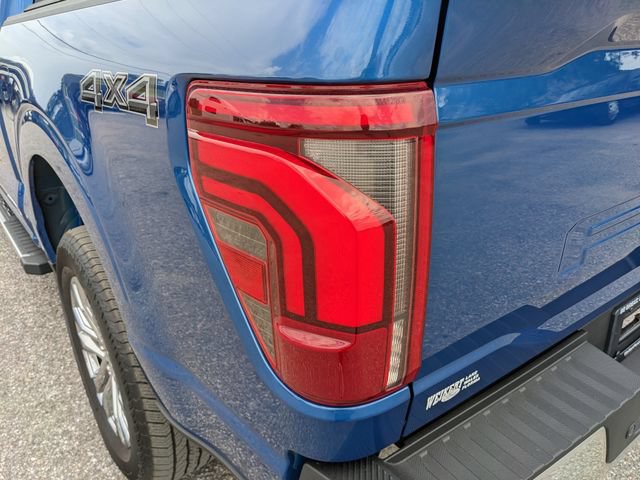Used 2025 Ford F150 Lariat w/ Equipment Group 501A Mid AWD/4WD image 11