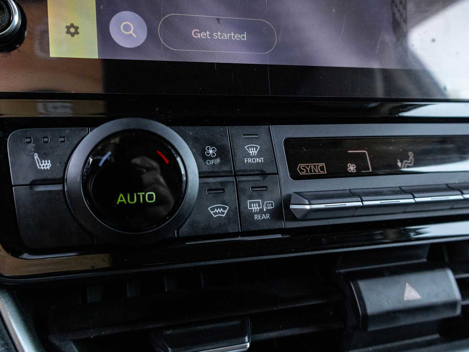 Certified 2024 Toyota Grand Highlander XLE image 34