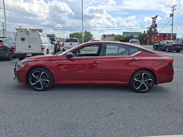 Used 2023 Nissan Altima 2.5 SR FWD image 4