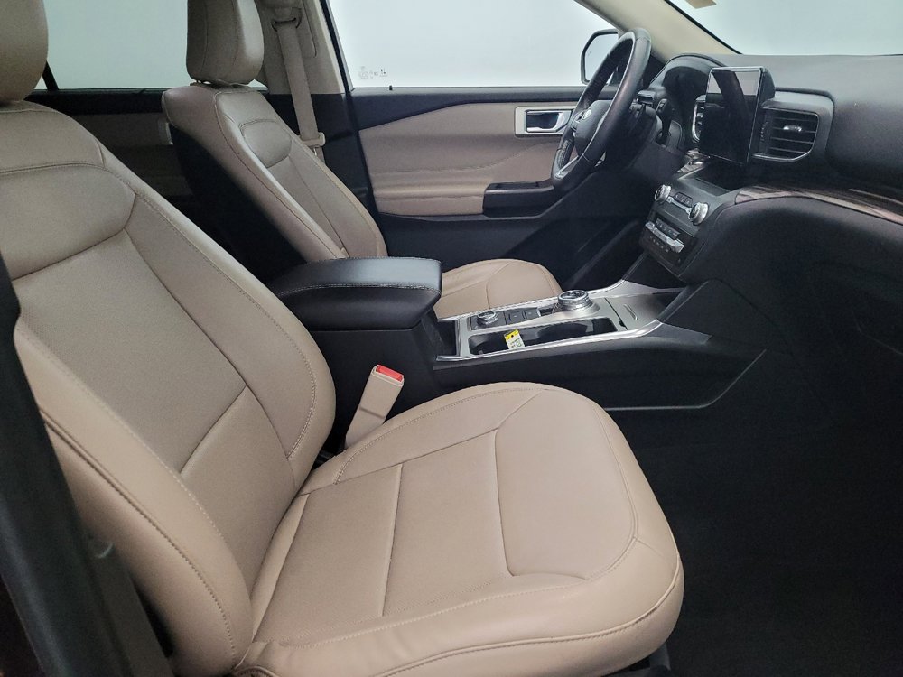 Used 2020 Ford Explorer Limited image 21