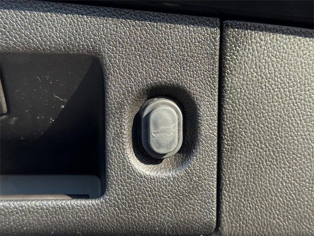 Used 2020 Chevrolet Suburban Premier image 8