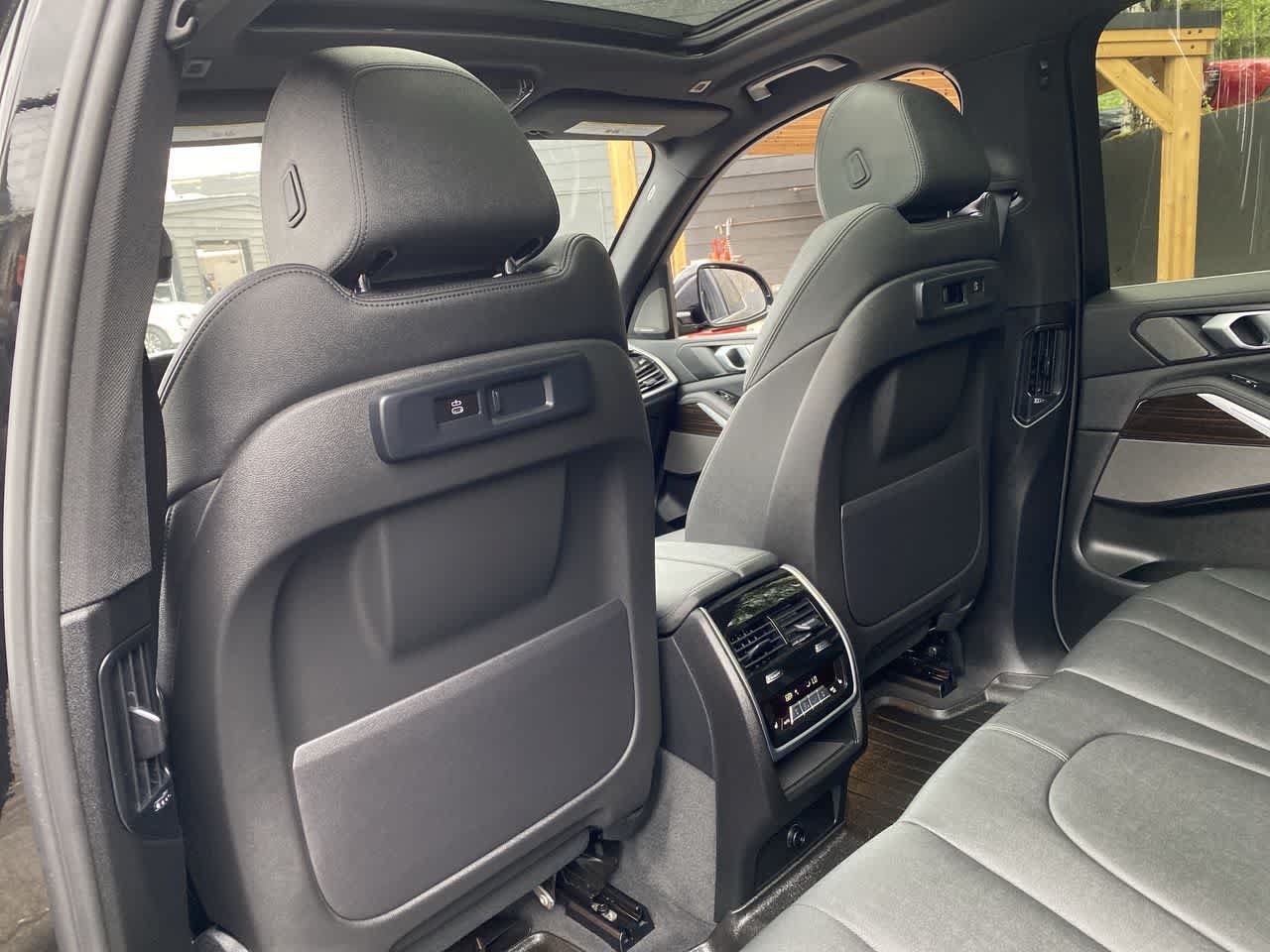 Used 2021 BMW X5 xDrive40i w/ Premium Package AWD/4WD image 16