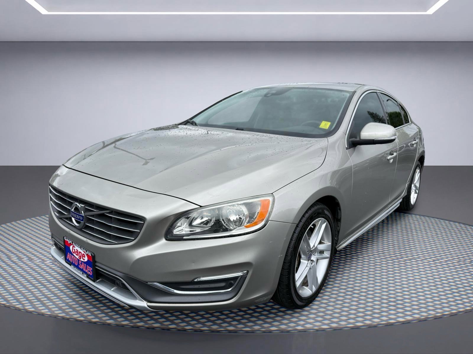 Used 2015 Volvo S60 T5 Platinum FWD image 2