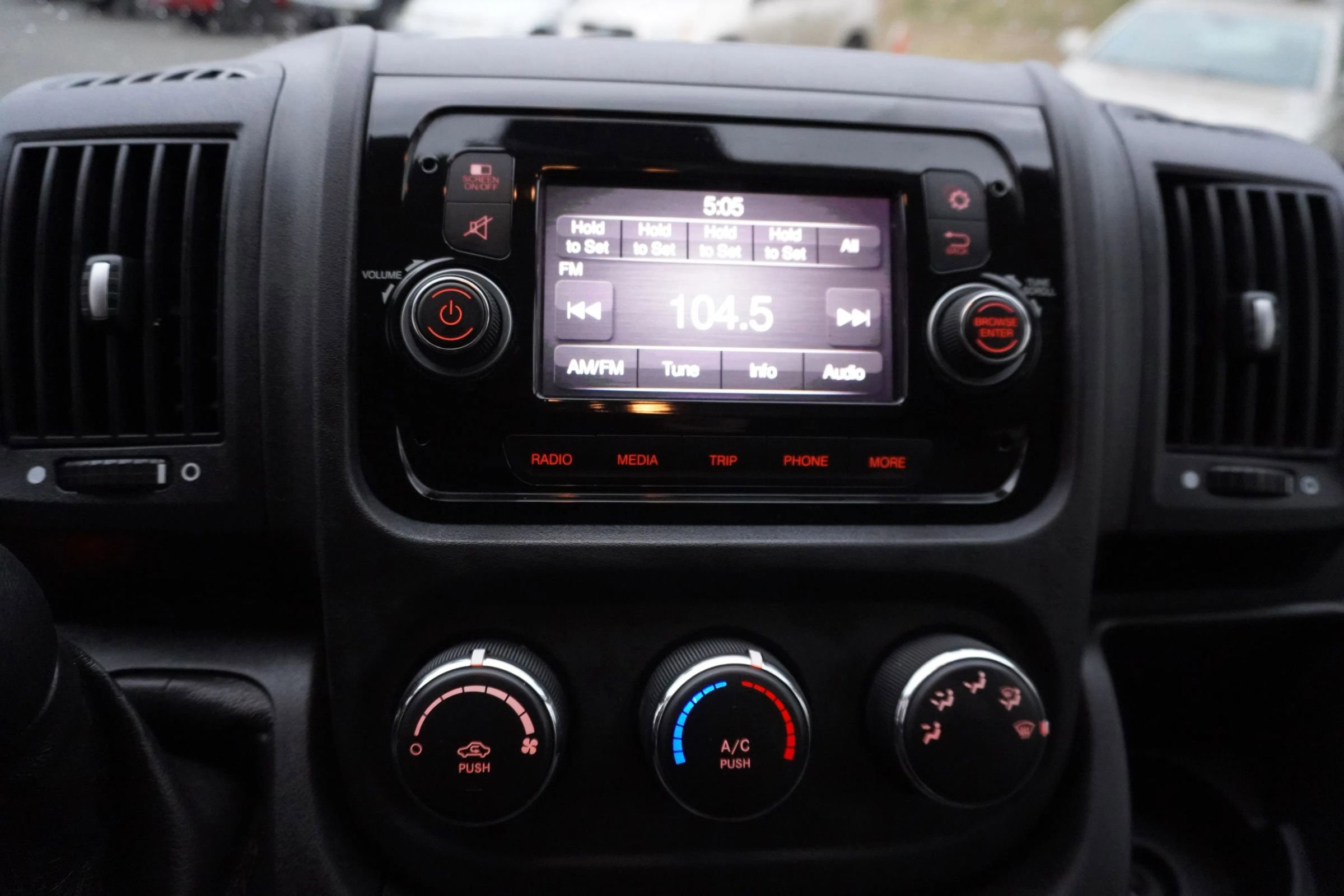 Used 2020 RAM ProMaster 1500 image 12