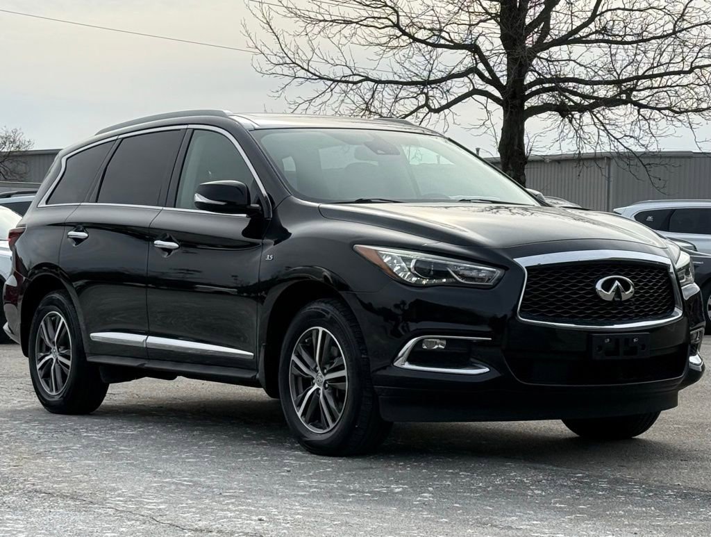 Used 2019 INFINITI QX60 Luxe w/ Essential Package image 7