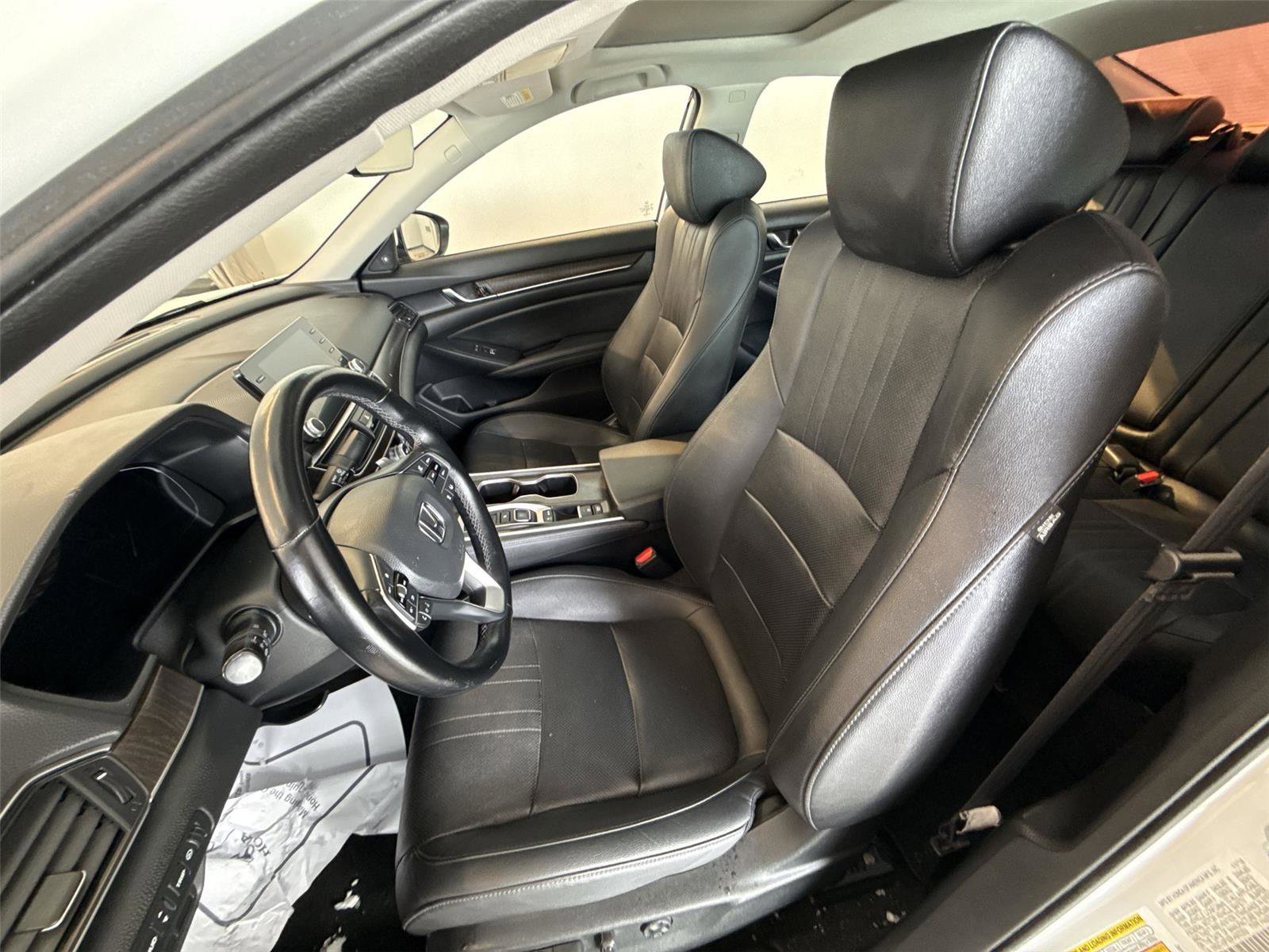 Used 2019 Honda Accord Touring image 13