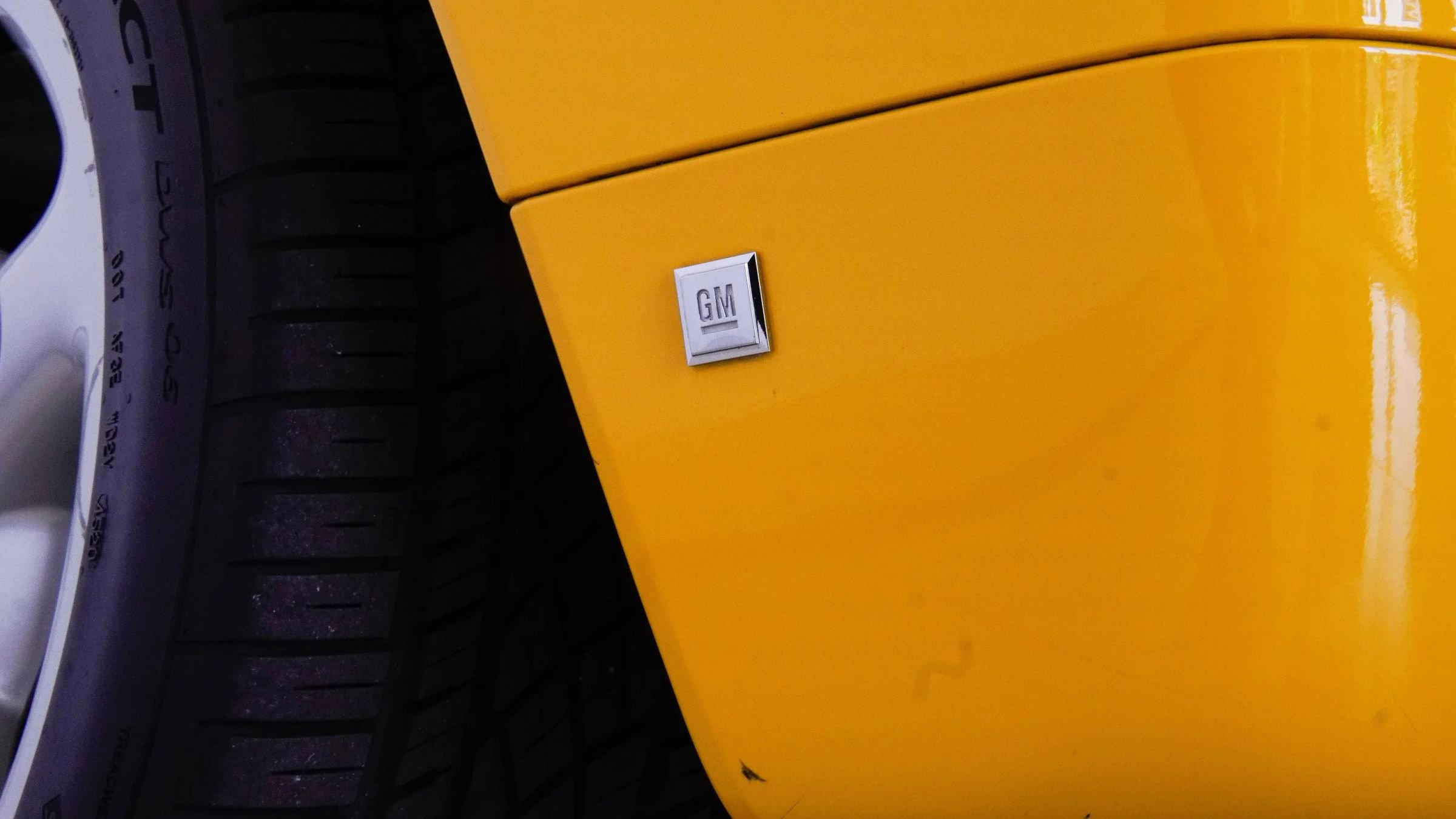 Used 2006 Chevrolet SSR w/ Preferred Equipment Group image 29