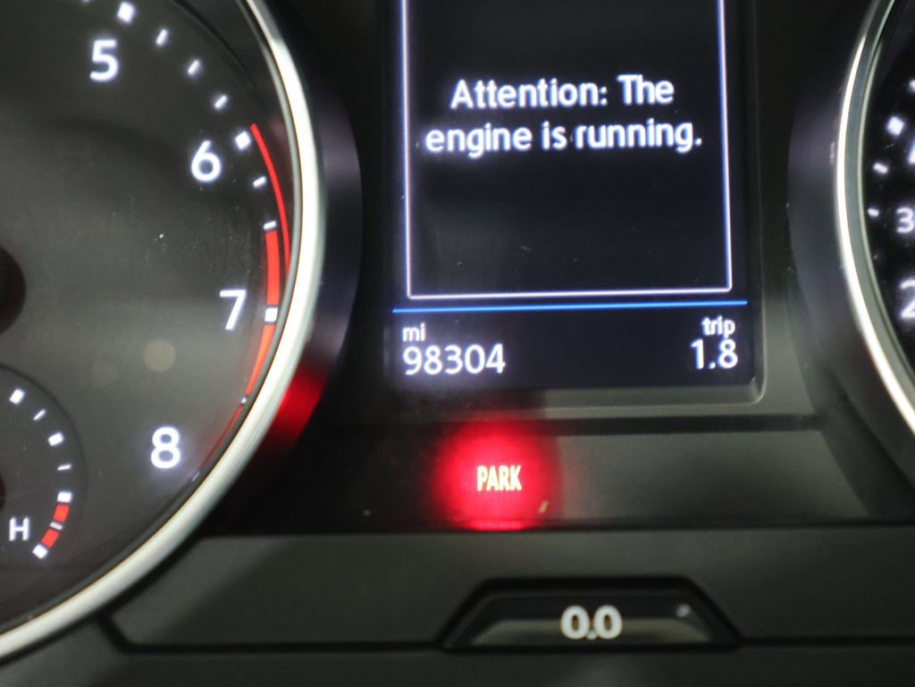 Used 2021 Volkswagen Tiguan SE R-Line image 40