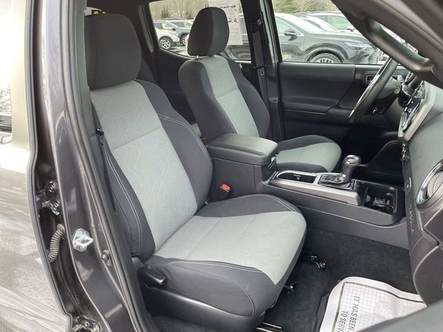 Certified 2021 Toyota Tacoma TRD Off-Road image 19