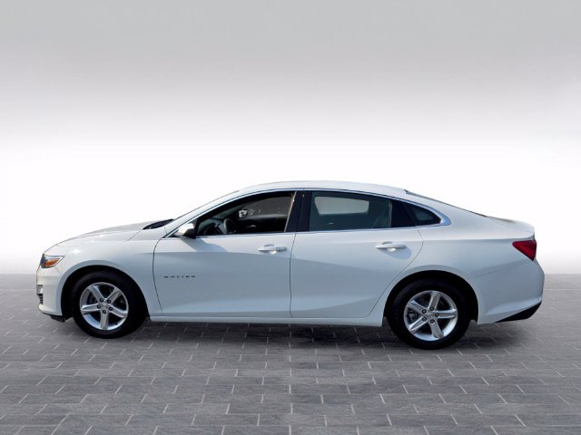 Used 2023 Chevrolet Malibu LS w/ Driver Confidence Package FWD image 4