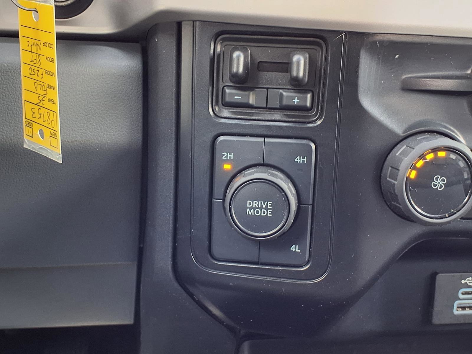 Used 2025 Ford F250 XLT image 11