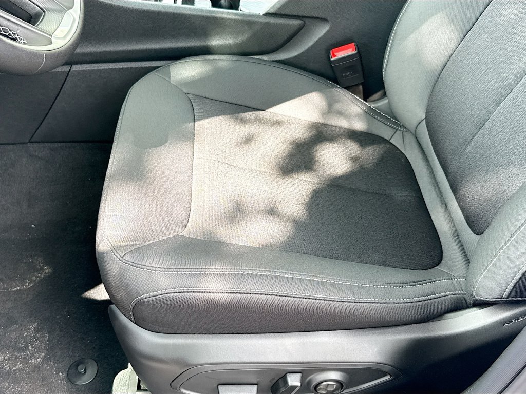 New 2025 Jeep Grand Cherokee Laredo w/ Luxury Tech Group I RWD image 20
