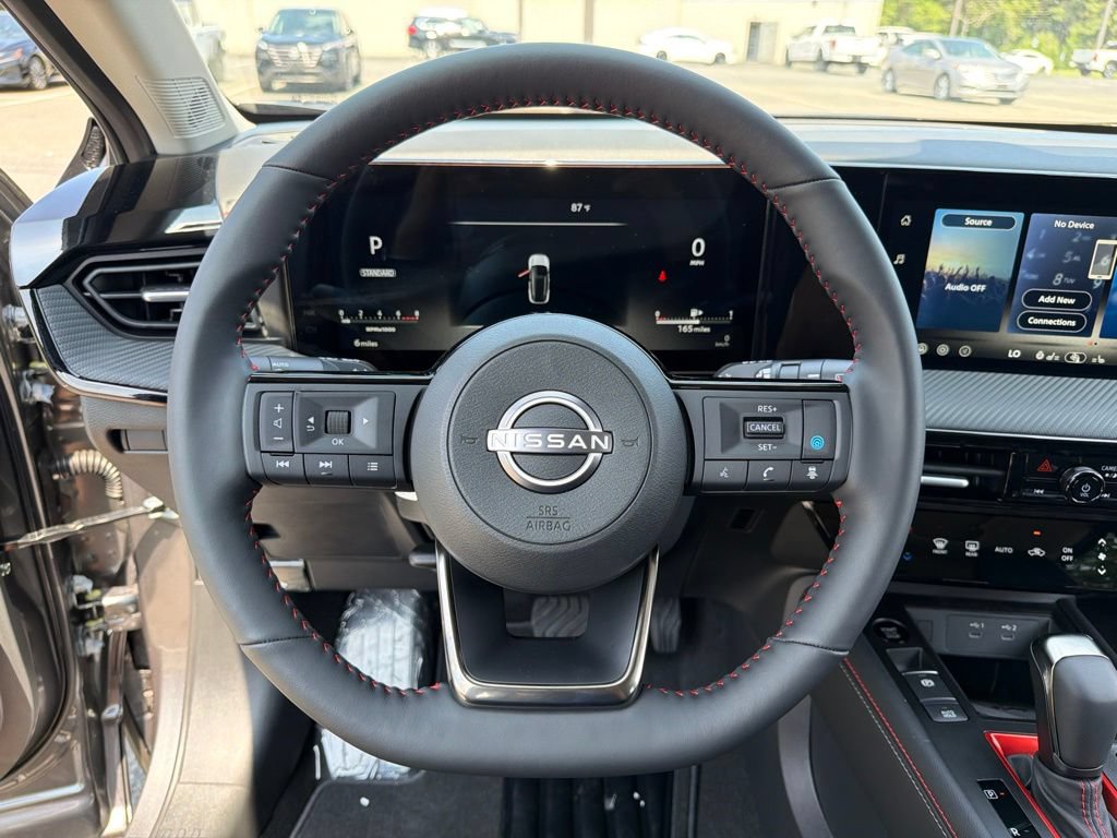 New 2026 Nissan Kicks SR w/ SR Premium Package AWD/4WD image 13