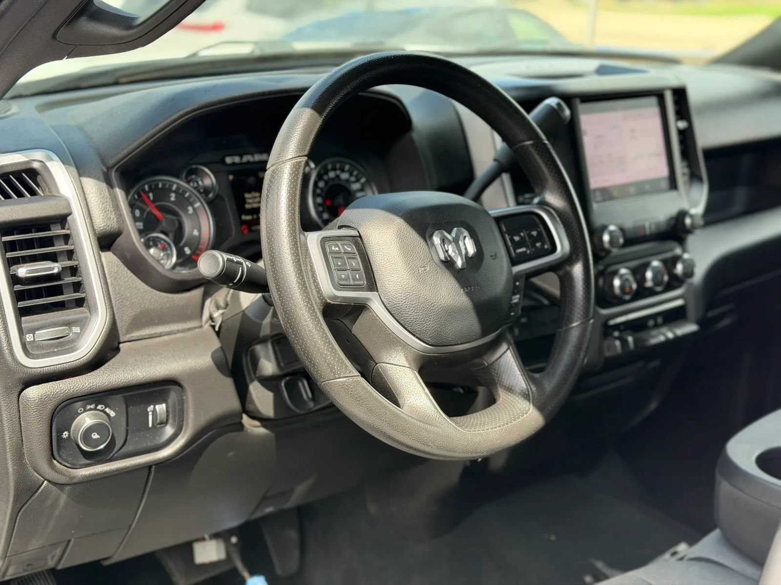 Used 2022 RAM 3500 Big Horn AWD/4WD image 14