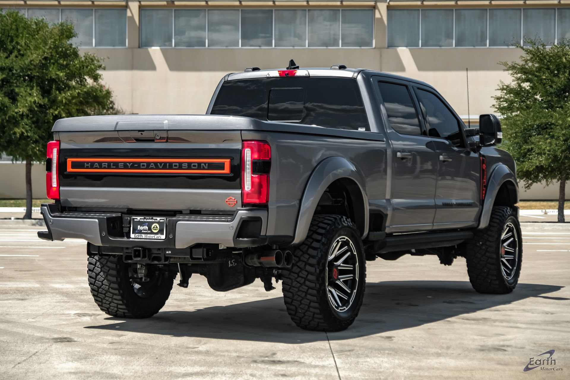 Used 2024 Ford F250 Lariat w/ Lariat Ultimate Package AWD/4WD image 18
