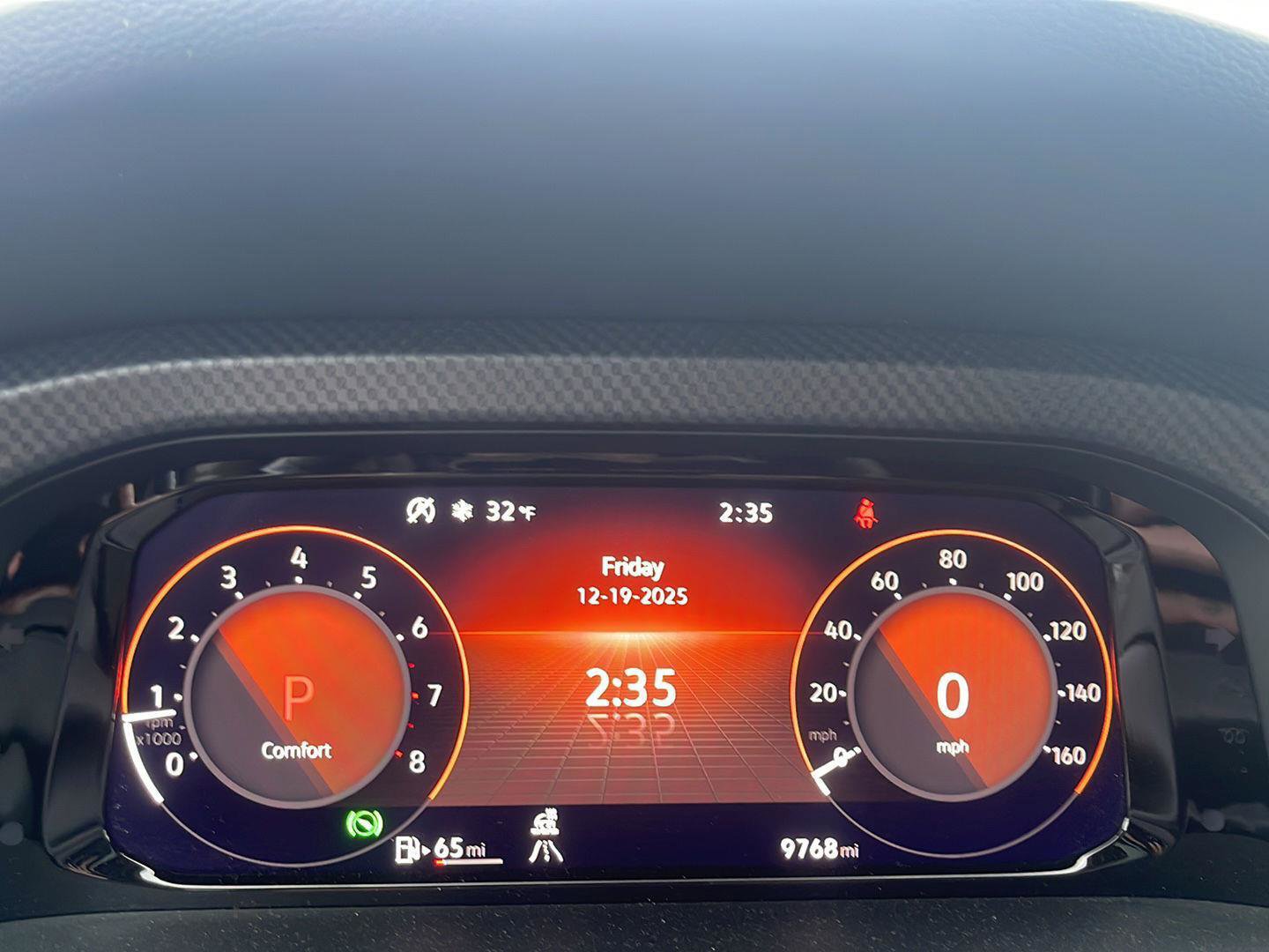 Used 2025 Volkswagen Atlas Peak Edition SE image 11