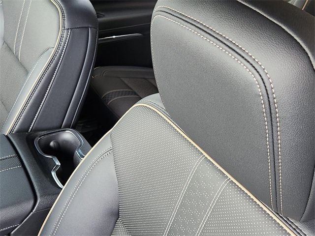 Used 2026 Chevrolet Traverse High Country w/ LPO, Floor Liner Package AWD/4WD image 21