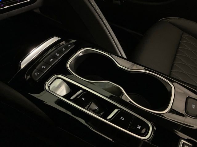 Used 2023 Buick Envision Avenir image 23