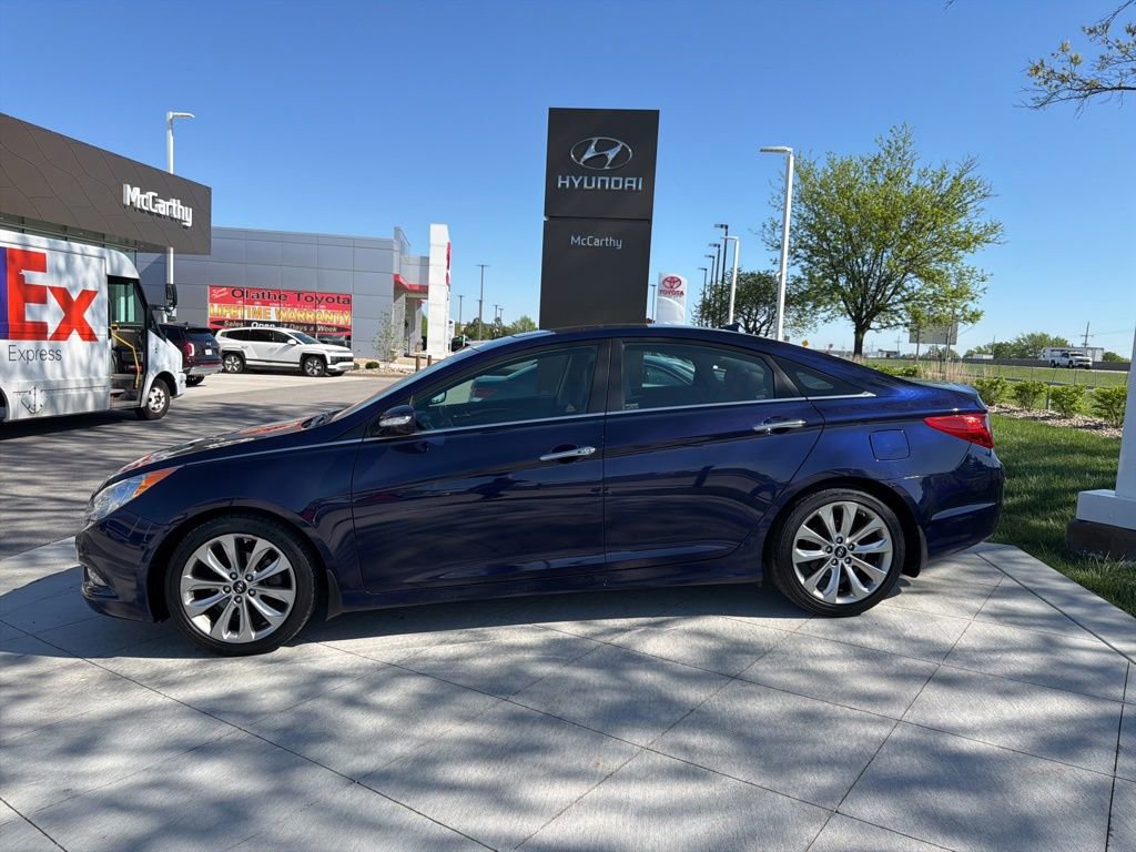 Used 2013 Hyundai Sonata Limited FWD image 2