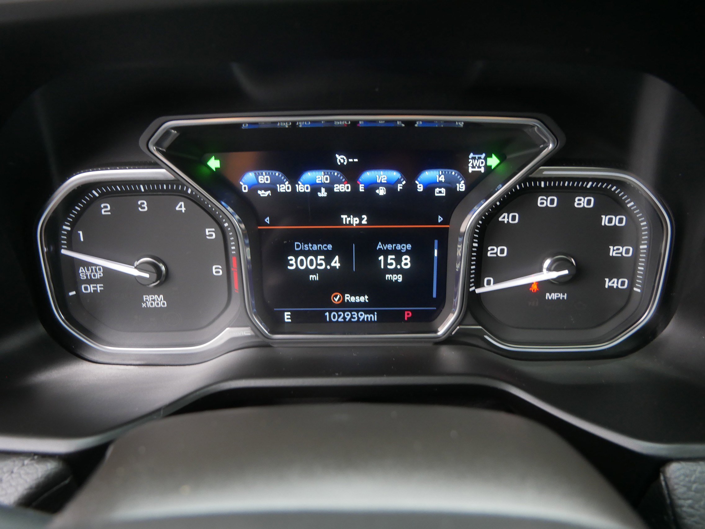 Used 2021 GMC Yukon Denali w/ Denali Premium Package image 37