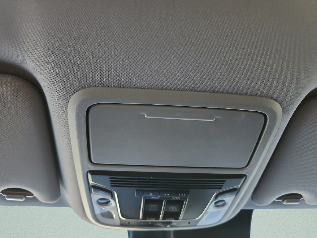 Used 2017 Honda Pilot Elite image 17