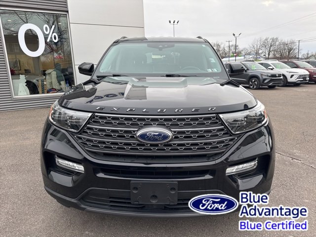 Used 2022 Ford Explorer XLT w/ Equipment Group 202A image 3
