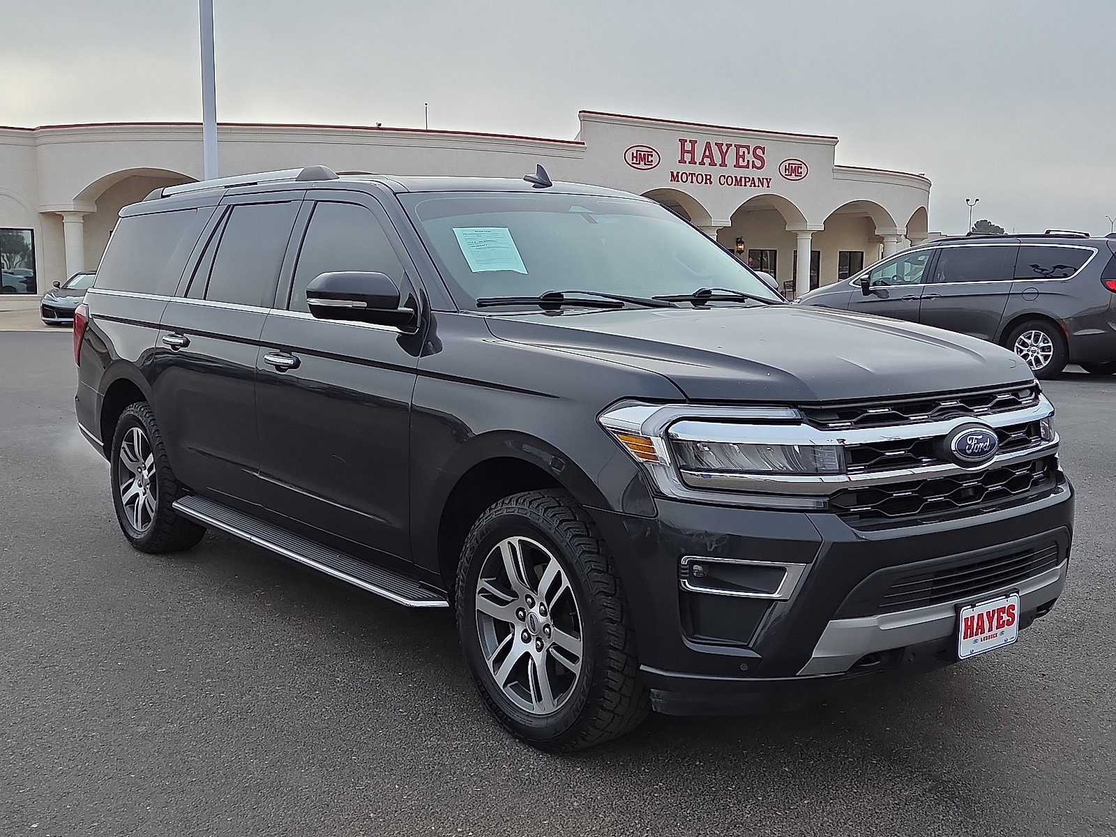 Used 2022 Ford Expedition Max Limited AWD/4WD image 5
