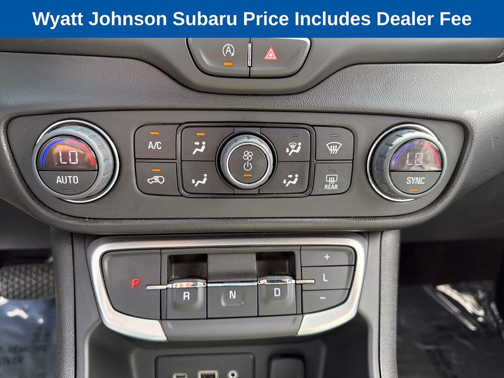 Used 2024 GMC Terrain SLE w/ Driver Convenience Package FWD image 22